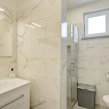 Spacious With Large Roof Terrace * Medulin